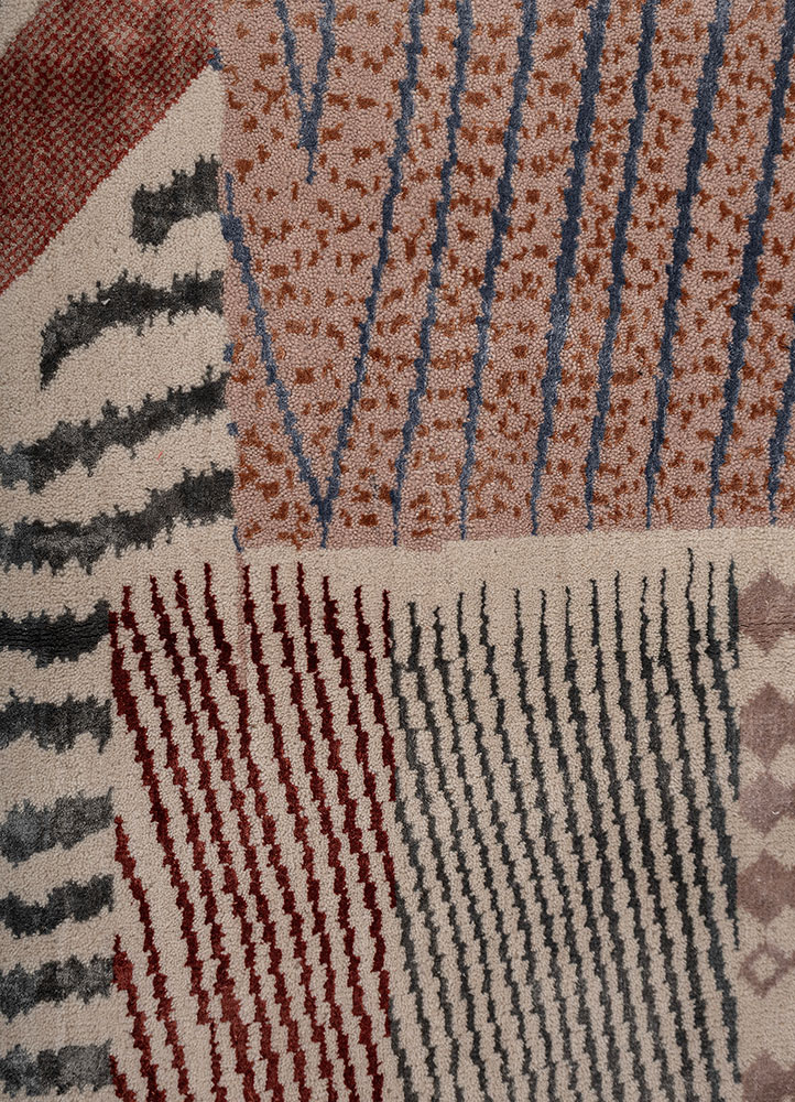 manchaha red and orange wool and bamboo silk hand knotted Rug - CloseUp