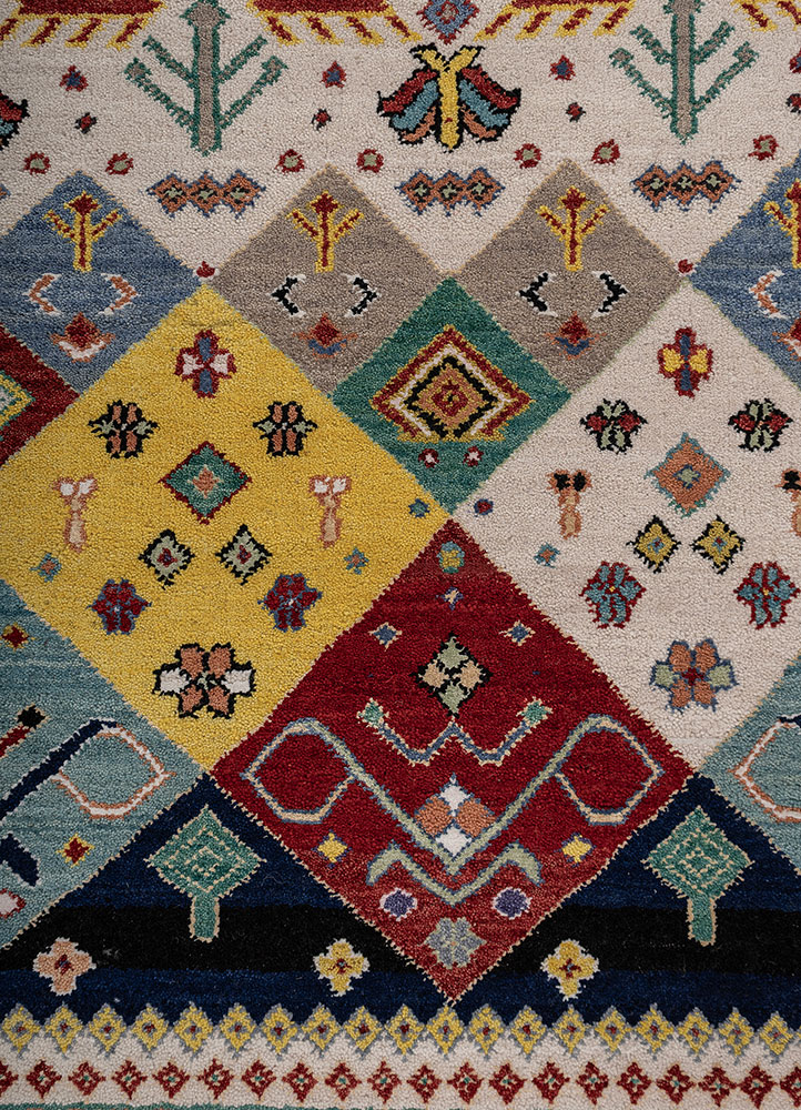 manchaha red and orange wool and bamboo silk hand knotted Rug - CloseUp