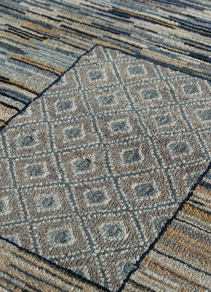 freedom manchaha beige and brown wool and bamboo silk hand knotted Rug - CloseUp