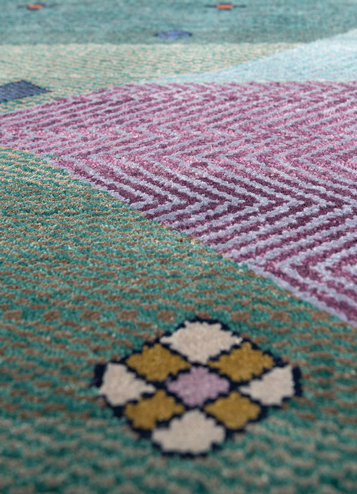 freedom manchaha green wool and bamboo silk hand knotted Rug - CloseUp