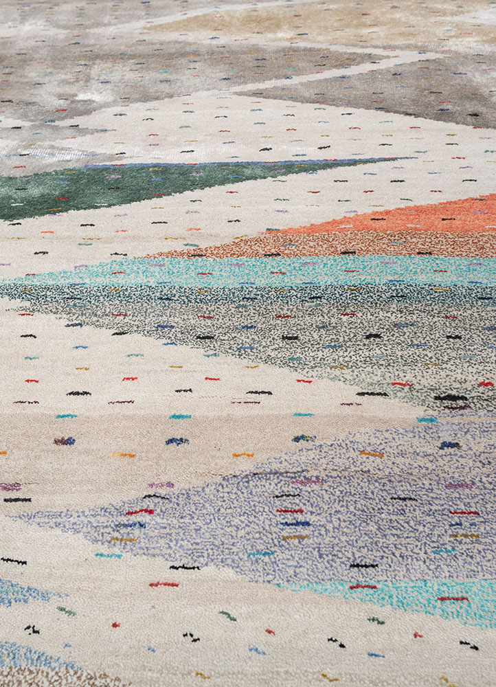 freedom manchaha ivory wool and bamboo silk hand knotted Rug - CloseUp