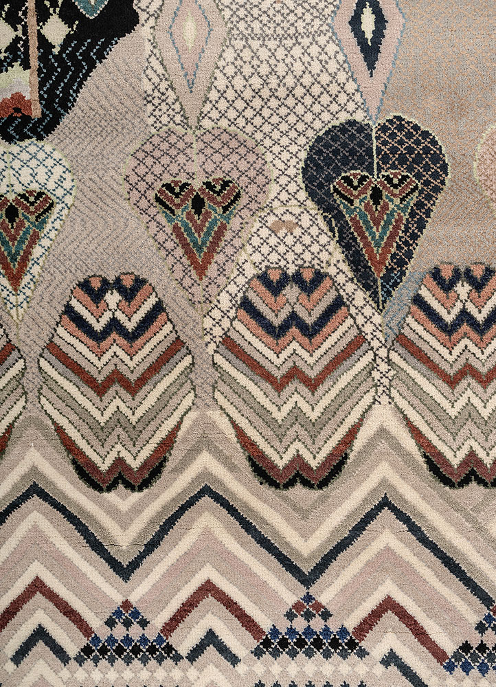 manchaha grey and black wool and bamboo silk hand knotted Rug - CloseUp