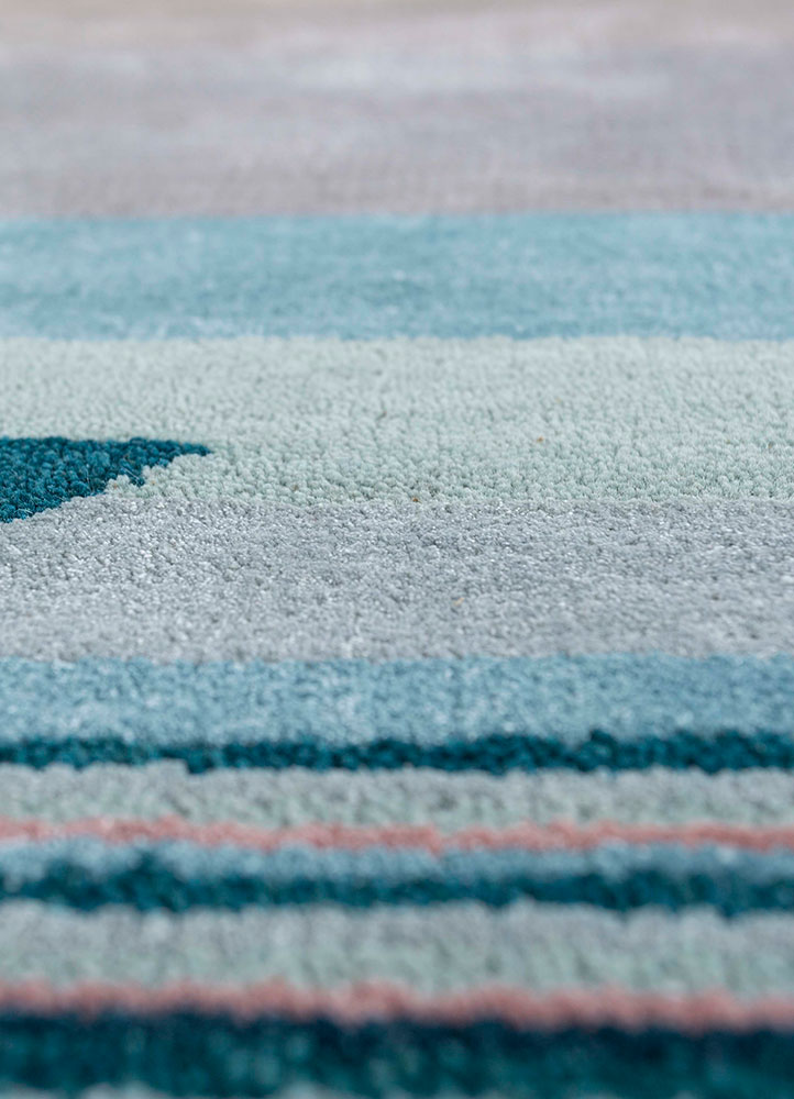 manchaha pink and purple wool and bamboo silk hand knotted Rug - CloseUp