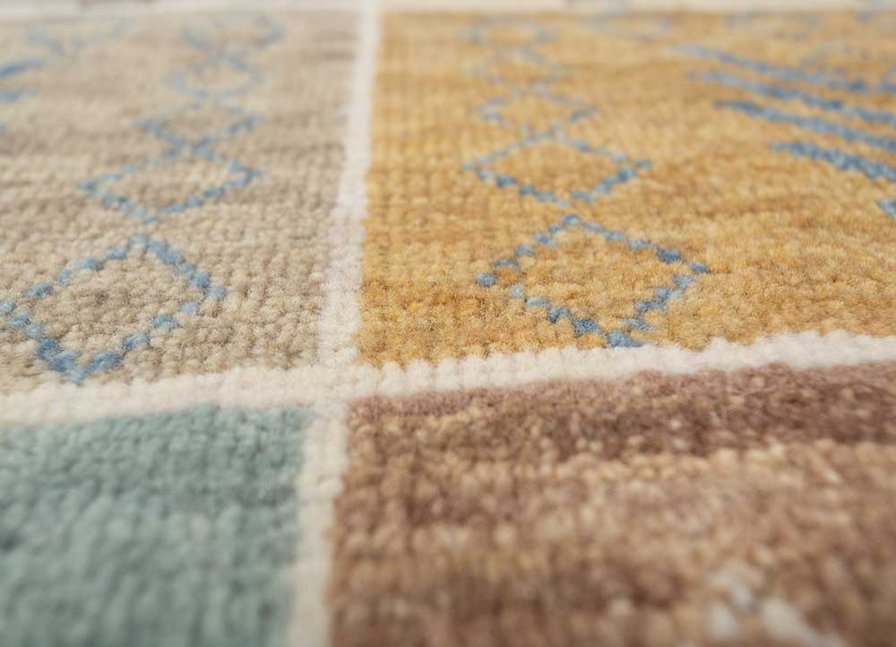 manchaha ivory wool hand knotted Rug - CloseUp