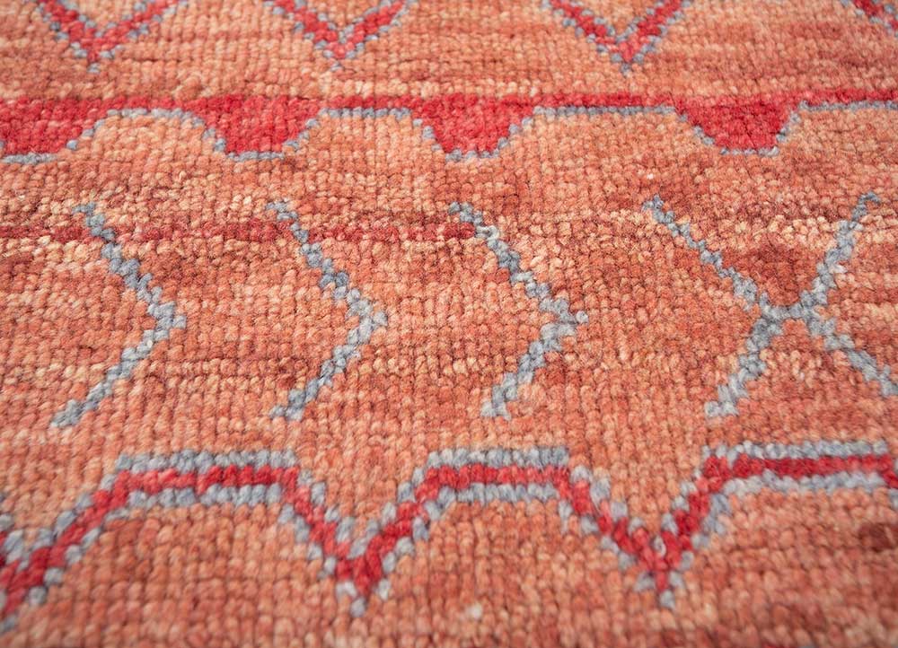 manchaha red and orange wool and bamboo silk hand knotted Rug - CloseUp