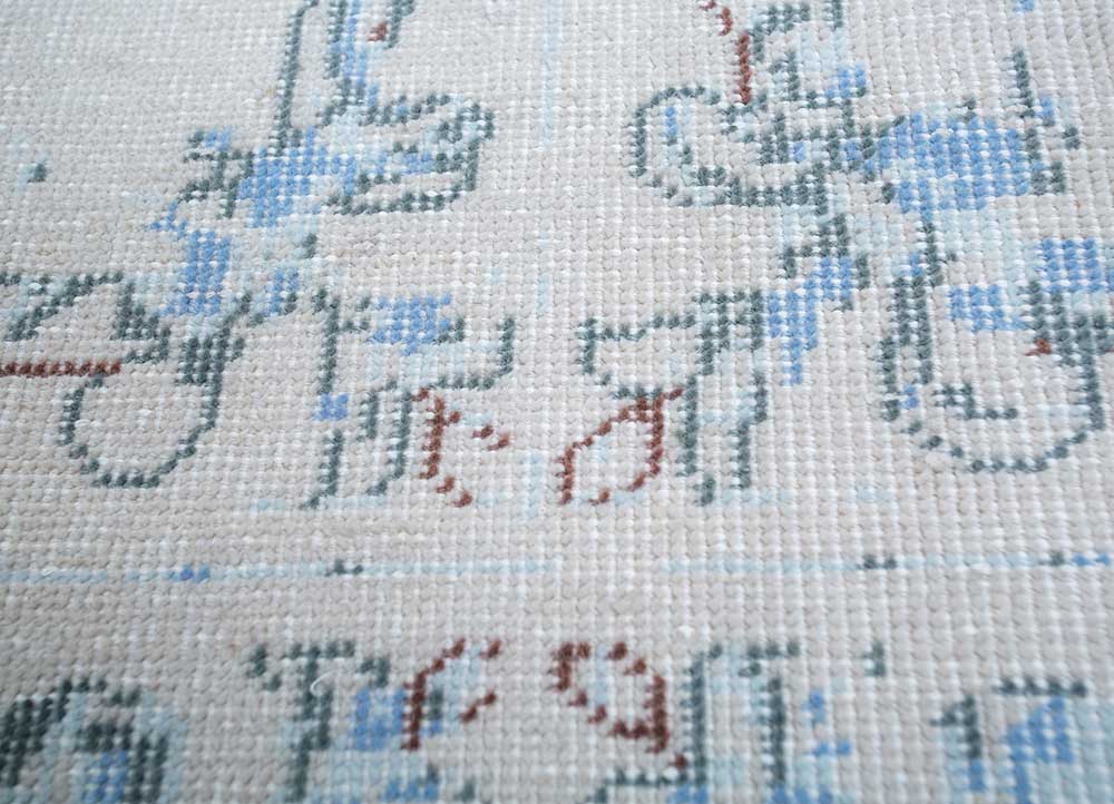 erbe grey and black wool hand knotted Rug - CloseUp