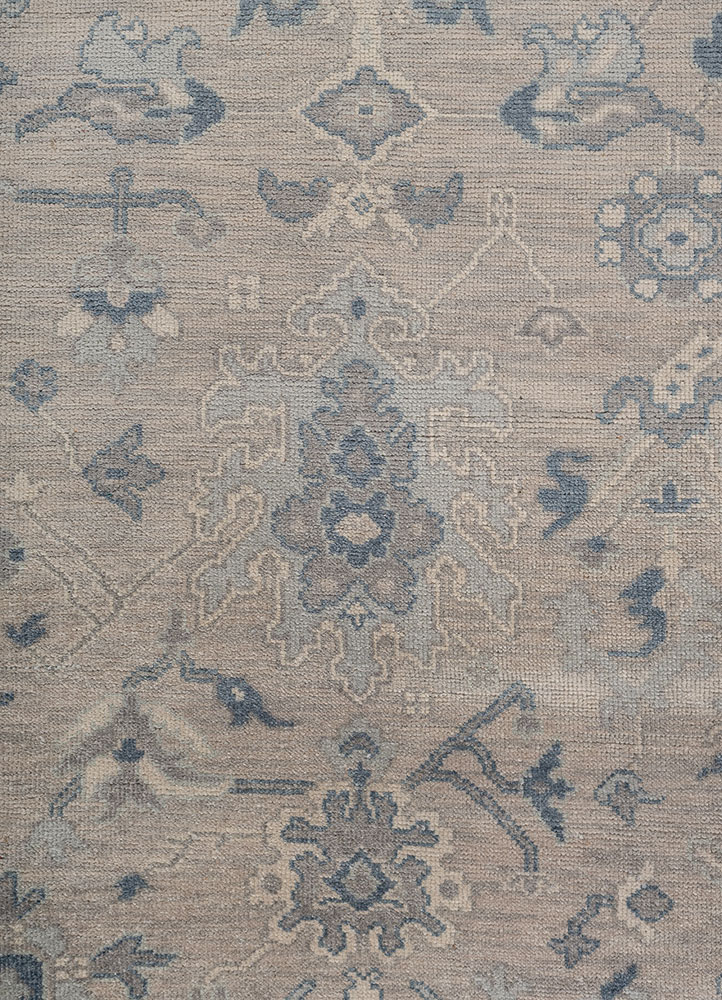 erbe grey and black wool hand knotted Rug - CloseUp