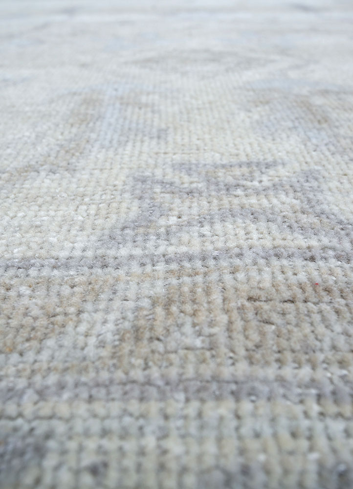 erbe ivory wool hand knotted Rug - CloseUp