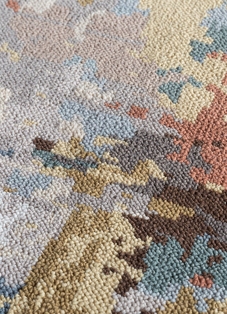 uvenuti grey and black polyester hand knotted Rug - CloseUp