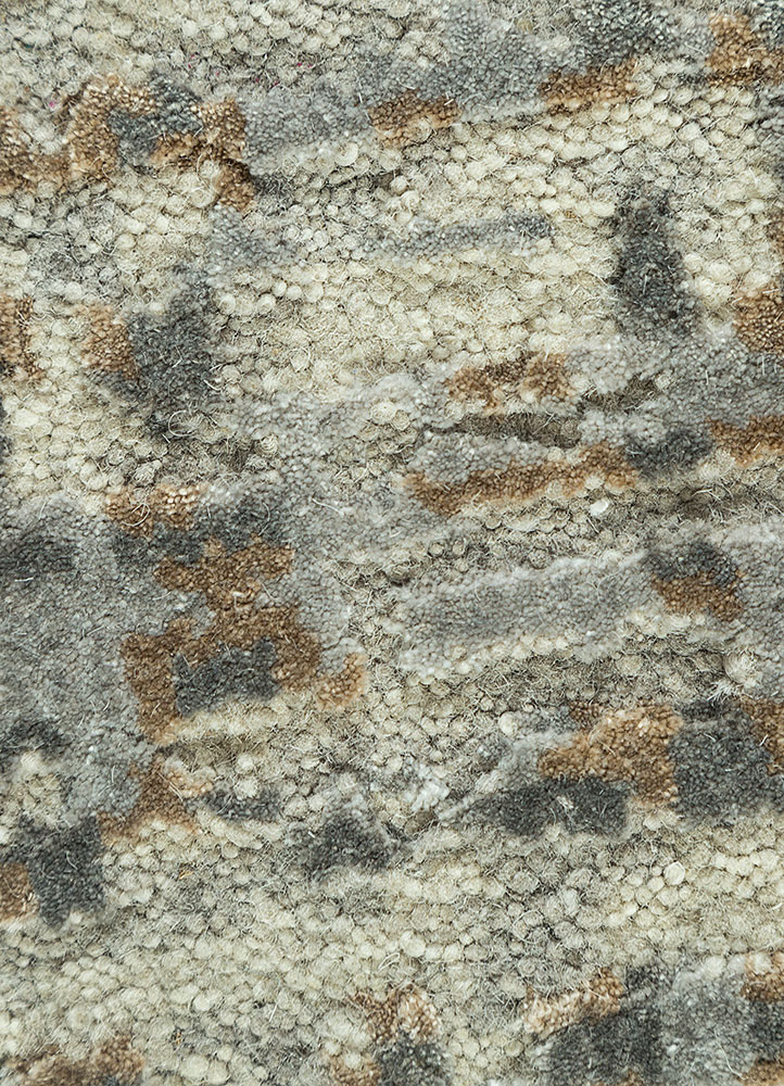 uvenuti beige and brown wool and bamboo silk hand knotted Rug - CloseUp