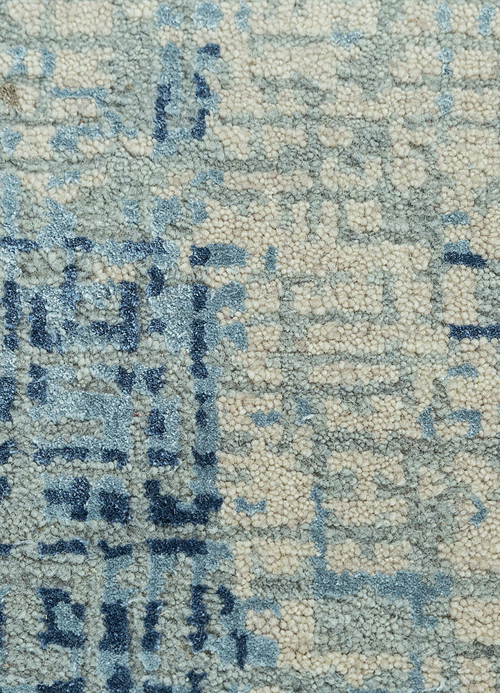 uvenuti blue wool and bamboo silk hand knotted Rug - CloseUp