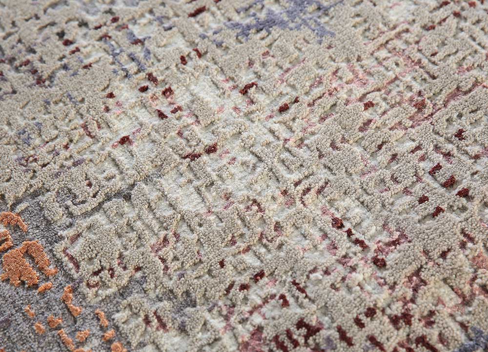 uvenuti ivory wool and bamboo silk hand knotted Rug - CloseUp