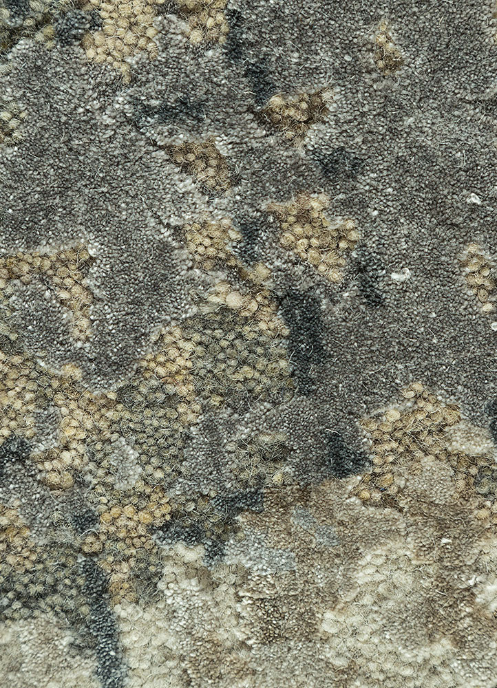 uvenuti beige and brown wool and bamboo silk hand knotted Rug - CloseUp