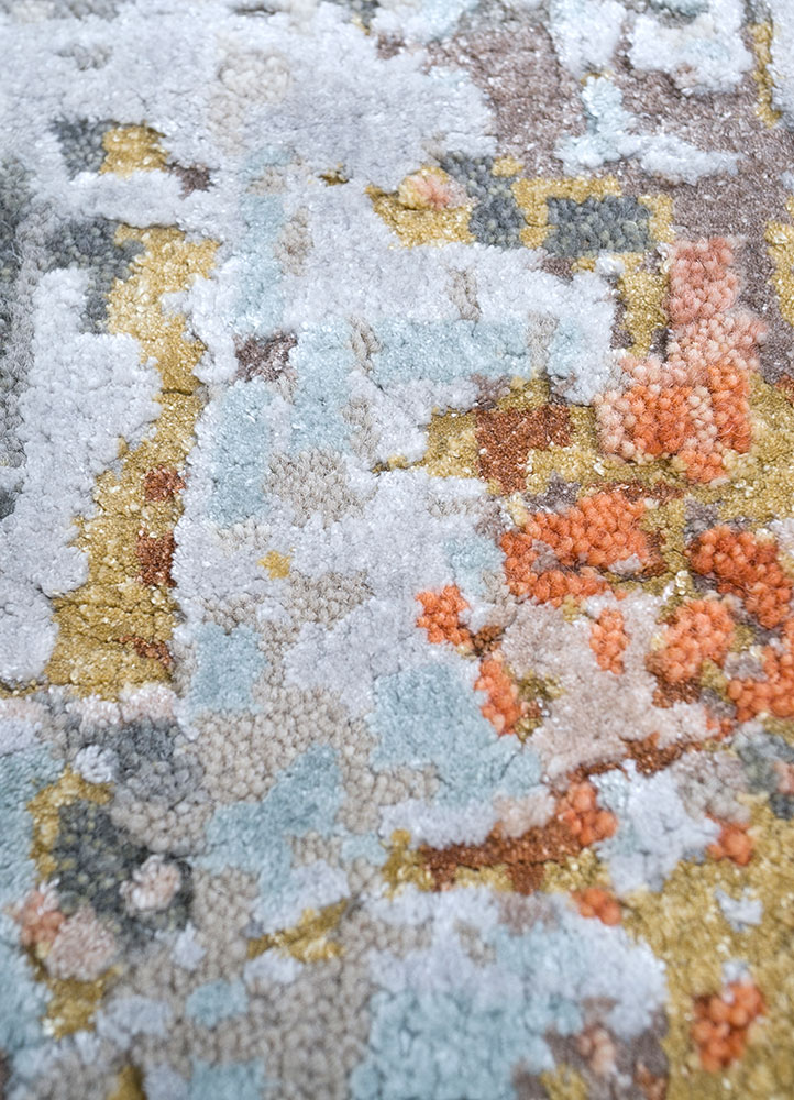 uvenuti grey and black wool and bamboo silk hand knotted Rug - CloseUp