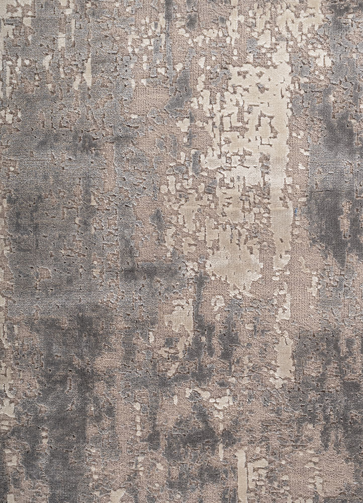 uvenuti grey and black wool and bamboo silk hand knotted Rug - CloseUp