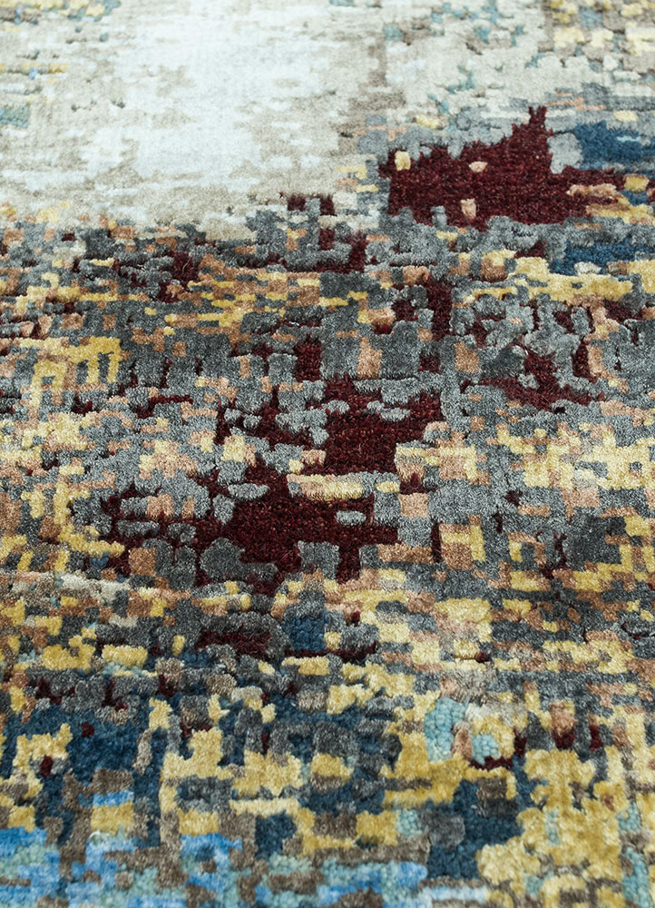 uvenuti grey and black wool and bamboo silk hand knotted Rug - CloseUp