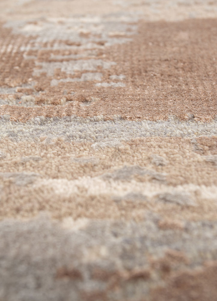 entropy ivory wool and bamboo silk hand knotted Rug - CloseUp