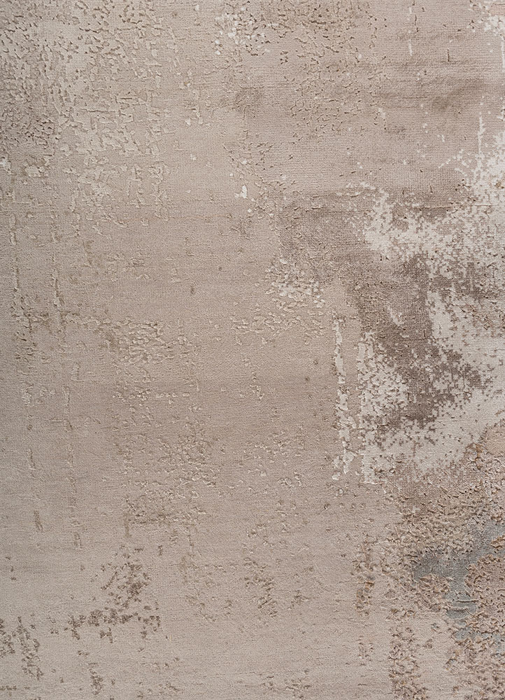 uvenuti ivory wool and bamboo silk hand knotted Rug - CloseUp