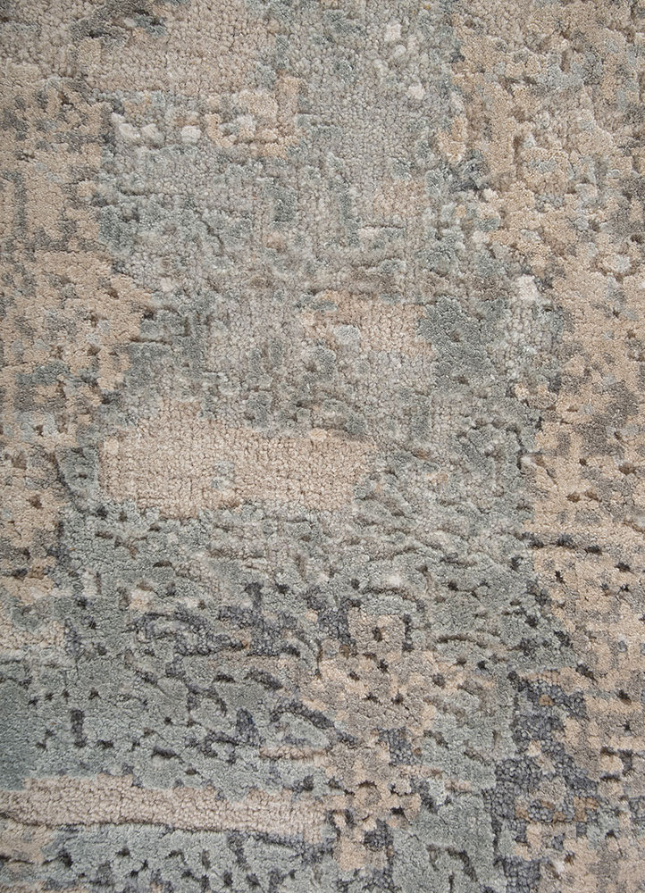 uvenuti ivory wool and bamboo silk hand knotted Rug - CloseUp