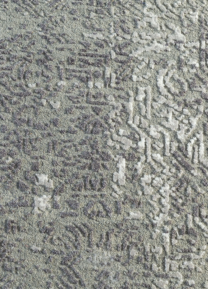 uvenuti grey and black wool and bamboo silk hand knotted Rug - CloseUp