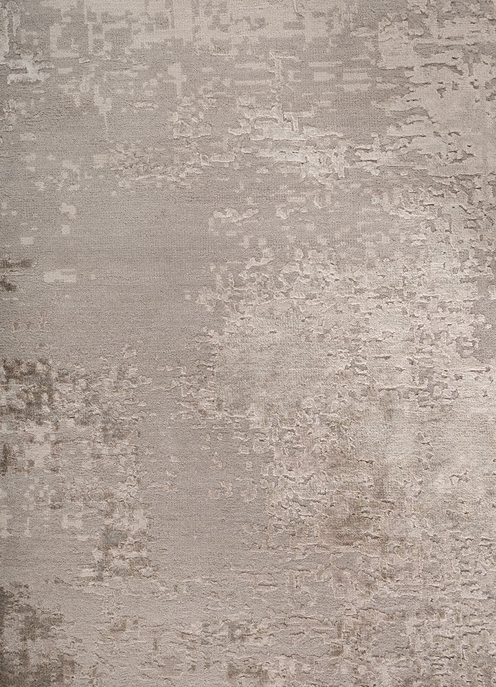 uvenuti ivory wool and bamboo silk hand knotted Rug - CloseUp
