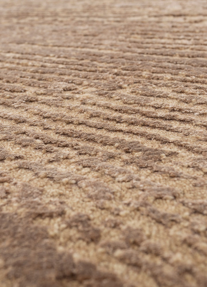 uvenuti beige and brown wool and bamboo silk hand knotted Rug - CloseUp