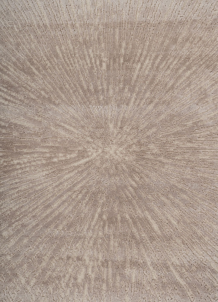 uvenuti ivory wool and bamboo silk hand knotted Rug - CloseUp