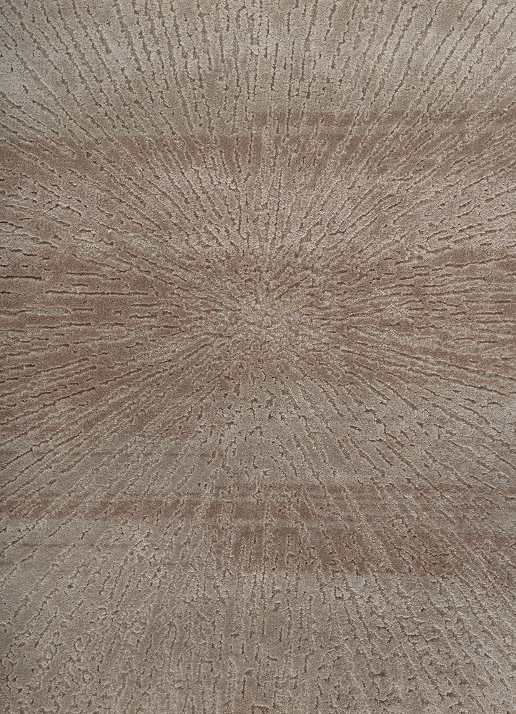uvenuti ivory wool and bamboo silk hand knotted Rug - CloseUp