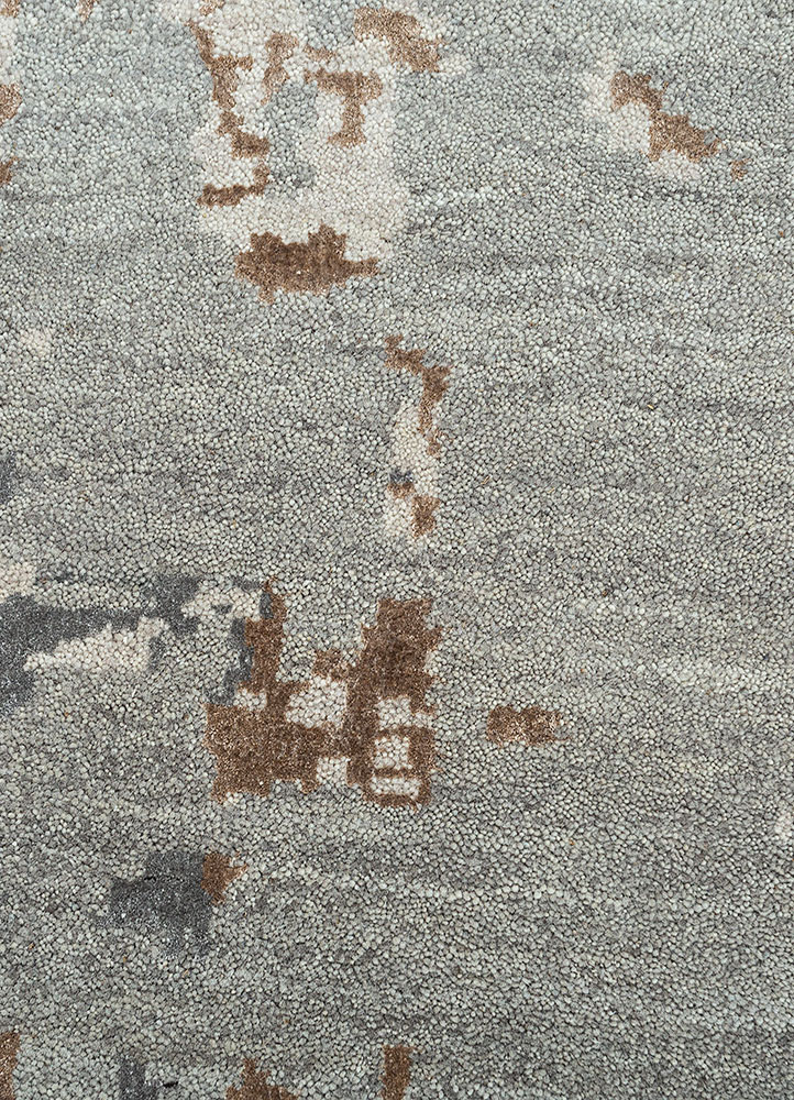 tattvam grey and black wool and bamboo silk hand knotted Rug - CloseUp