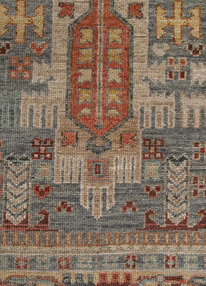 savana green wool hand knotted Rug - CloseUp