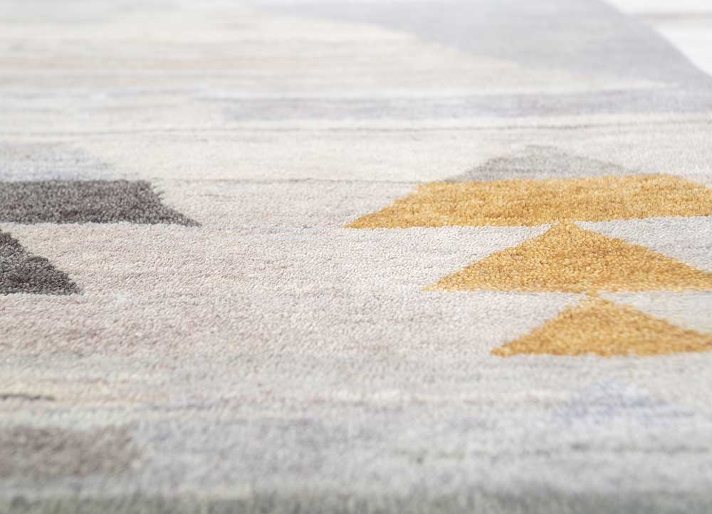 freedom manchaha grey and black wool and silk hand knotted Rug - CloseUp