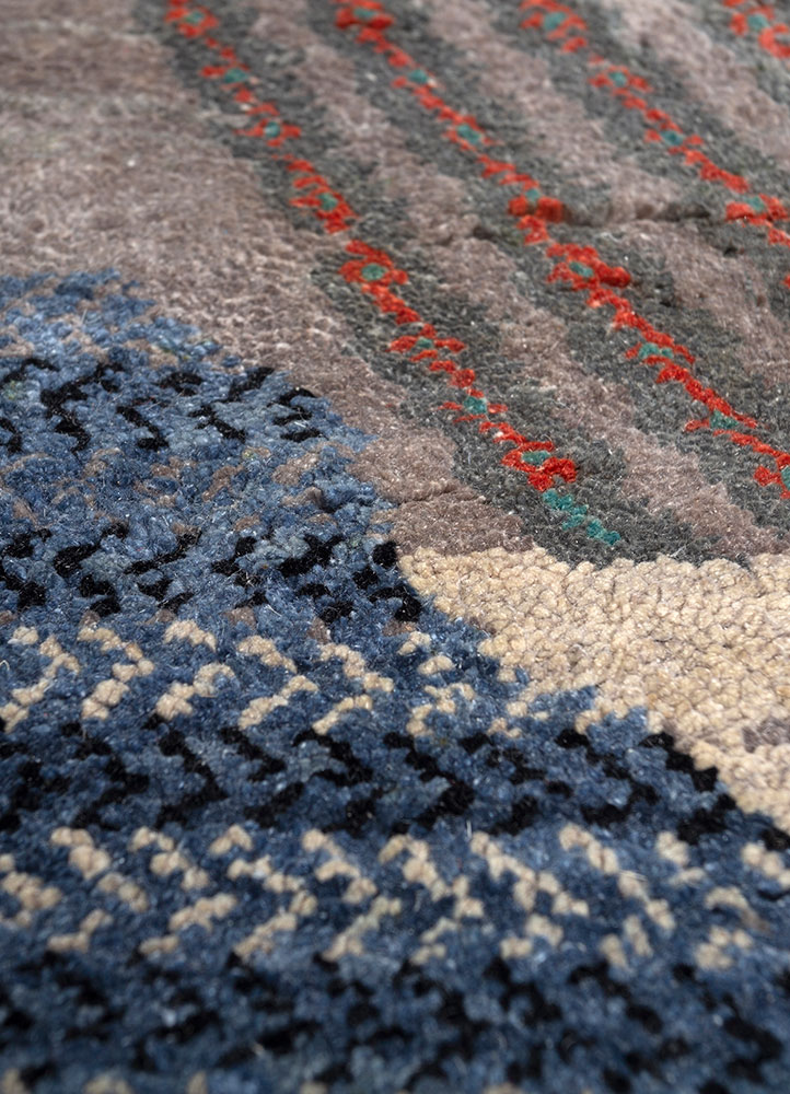 manchaha blue silk hand knotted Rug - CloseUp