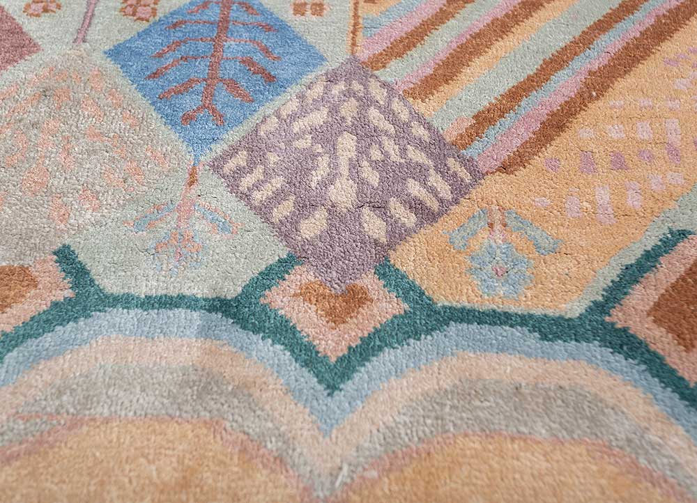 manchaha pink and purple silk hand knotted Rug - CloseUp