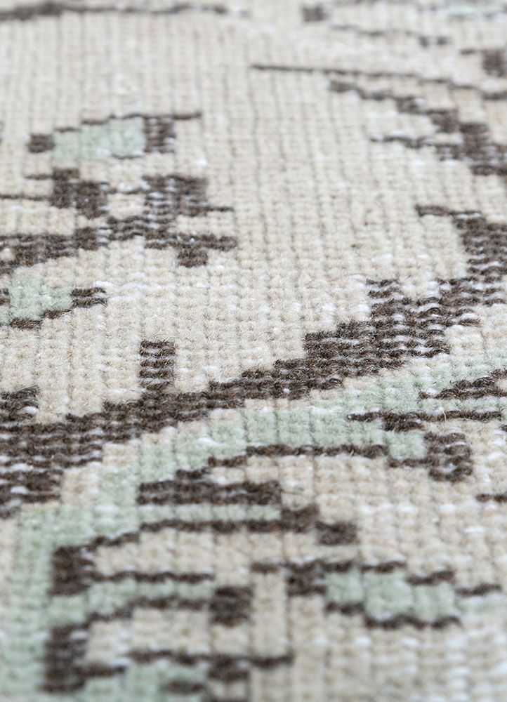 vintage grey and black wool hand knotted Rug - CloseUp