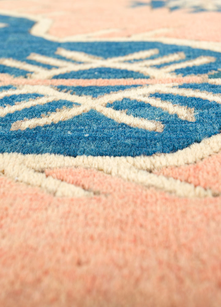 nuray red and orange wool hand knotted Rug - CloseUp