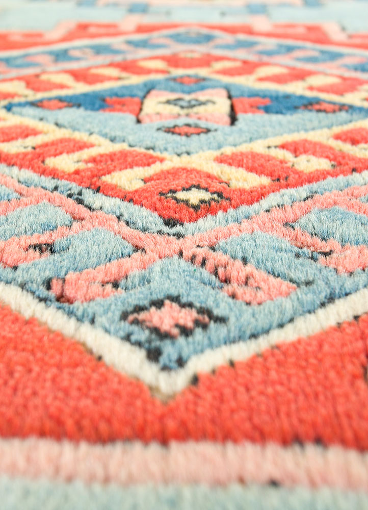nuray blue wool hand knotted Rug - CloseUp