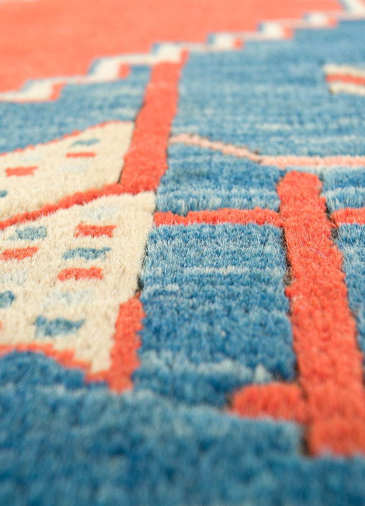 nuray blue wool hand knotted Rug - CloseUp