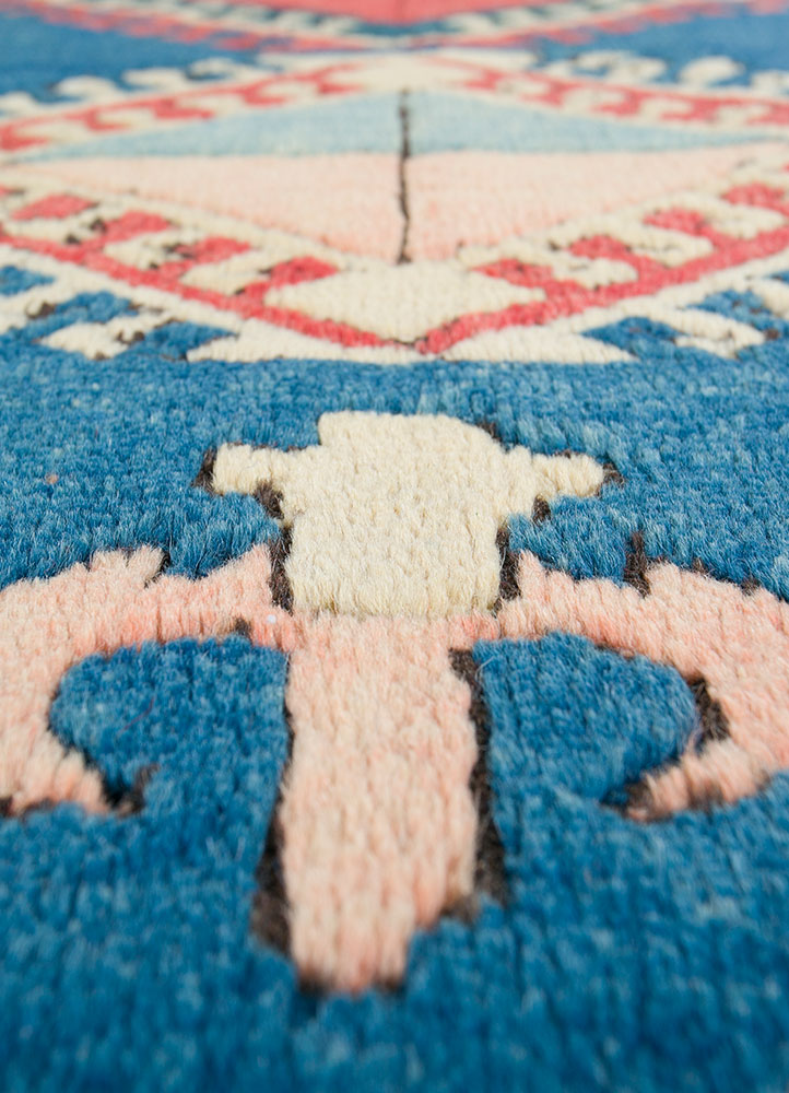 nuray red and orange wool hand knotted Rug - CloseUp