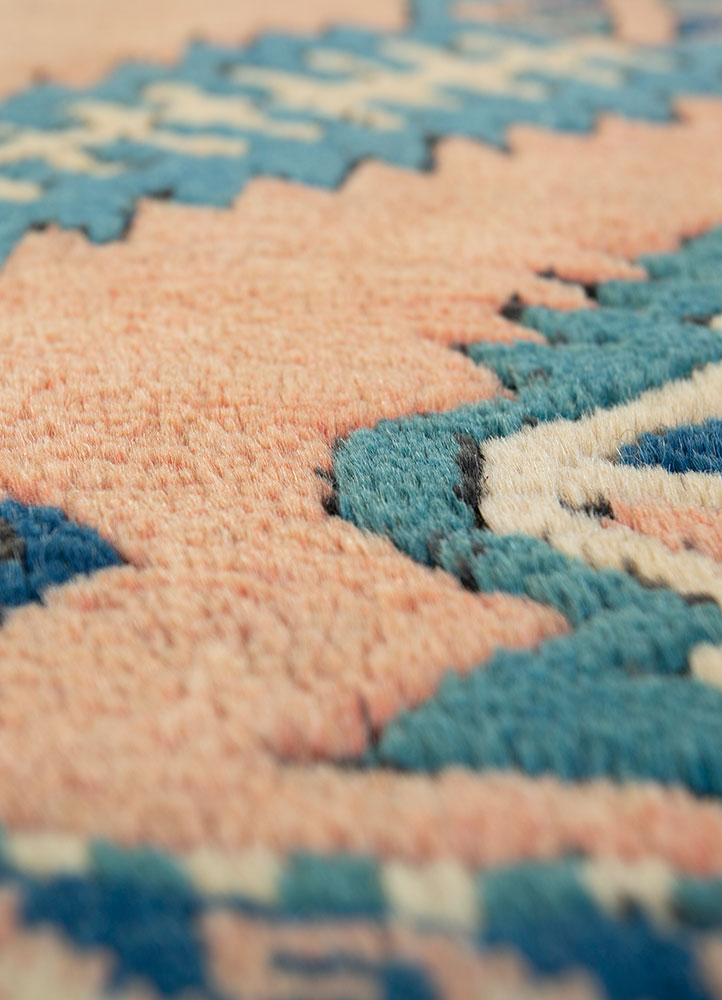 nuray red and orange wool hand knotted Rug - CloseUp