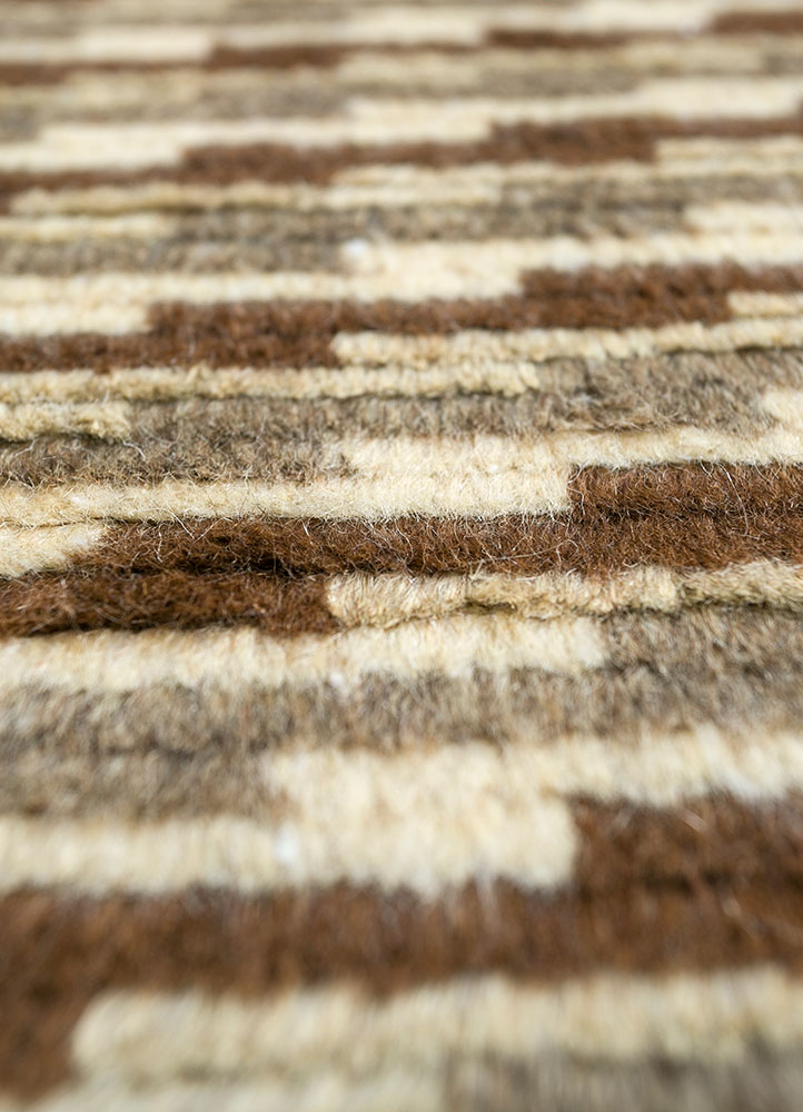 nuray beige and brown wool hand knotted Rug - CloseUp