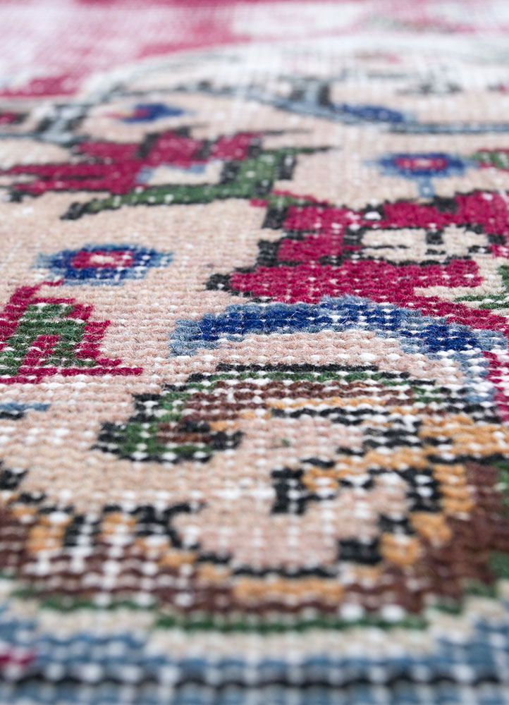 vintage red and orange wool hand knotted Rug - CloseUp