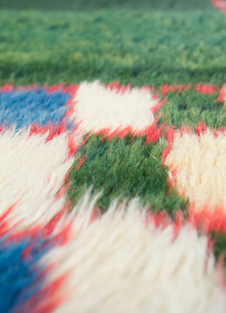 nuray green wool hand knotted Rug - CloseUp