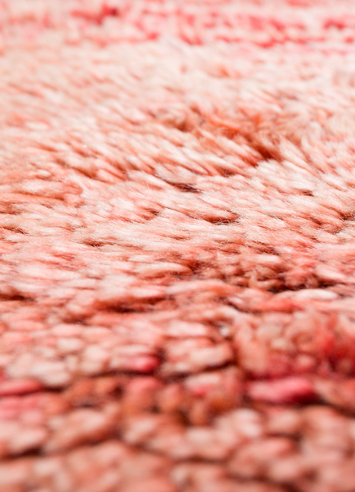 zuri red and orange wool hand knotted Rug - CloseUp