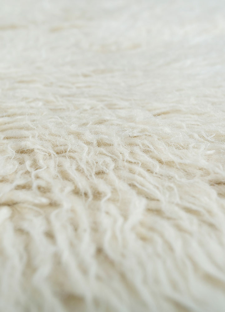 zuri ivory wool hand knotted Rug - CloseUp