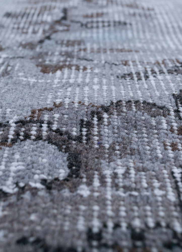 lacuna grey and black wool hand knotted Rug - CloseUp