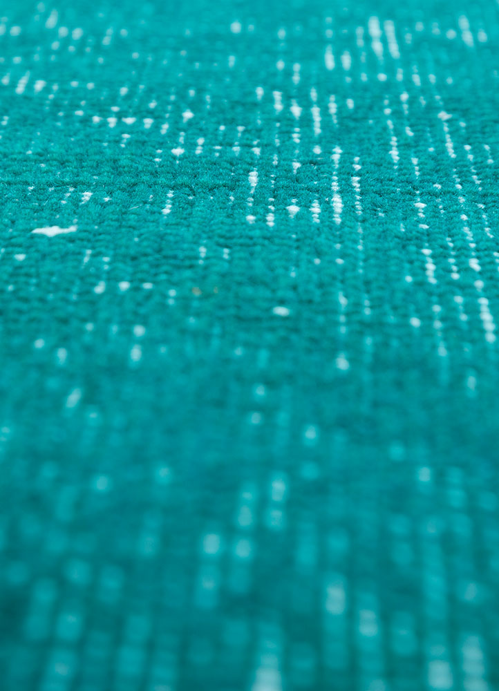 lacuna blue wool hand knotted Rug - CloseUp