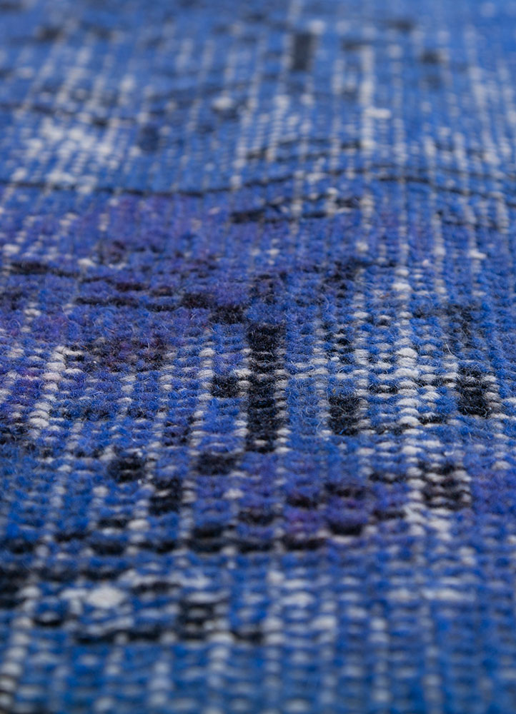lacuna blue wool hand knotted Rug - CloseUp
