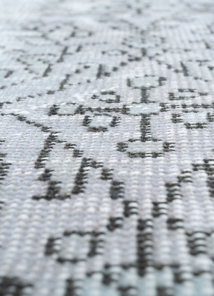 vintage grey and black wool hand knotted Rug - CloseUp