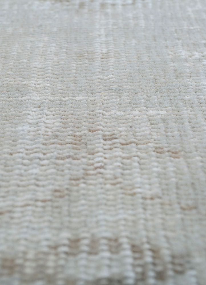 vintage grey and black wool hand knotted Rug - CloseUp