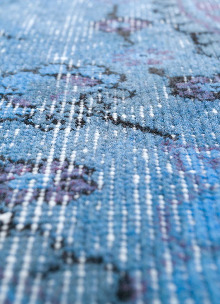 lacuna blue wool hand knotted Rug - CloseUp
